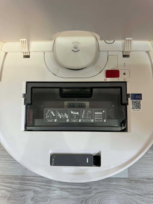 Прахосмукачка робот Deebot