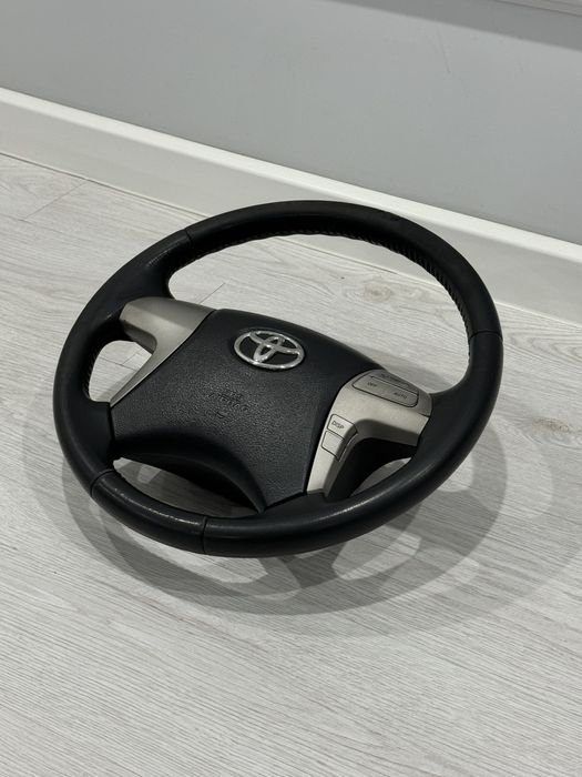 Руль всборе камри 40-45 тойота!