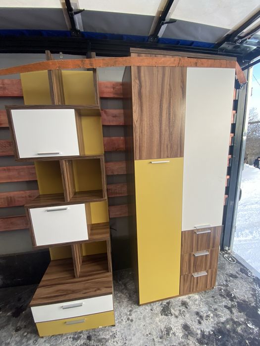 Продается пенал и шкаф