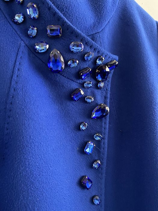 Пальто с камушками