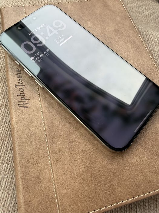 IPhone 16 pro , 128 gb
