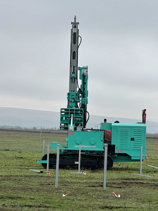 Soneta Batipal Masina de batut stalpi