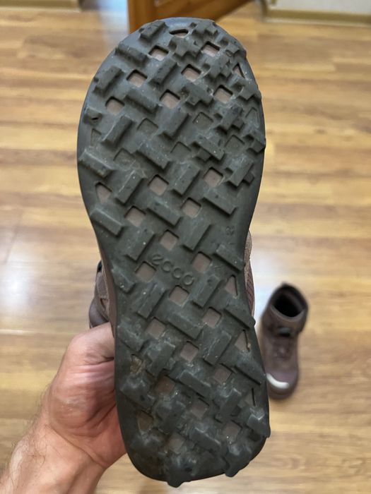 Продаётся детмкая обувь бу ECCO