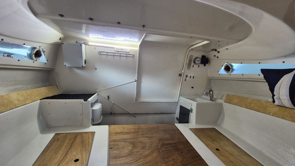 Vand barca cabinata Gio Mare 5.8 m lungime