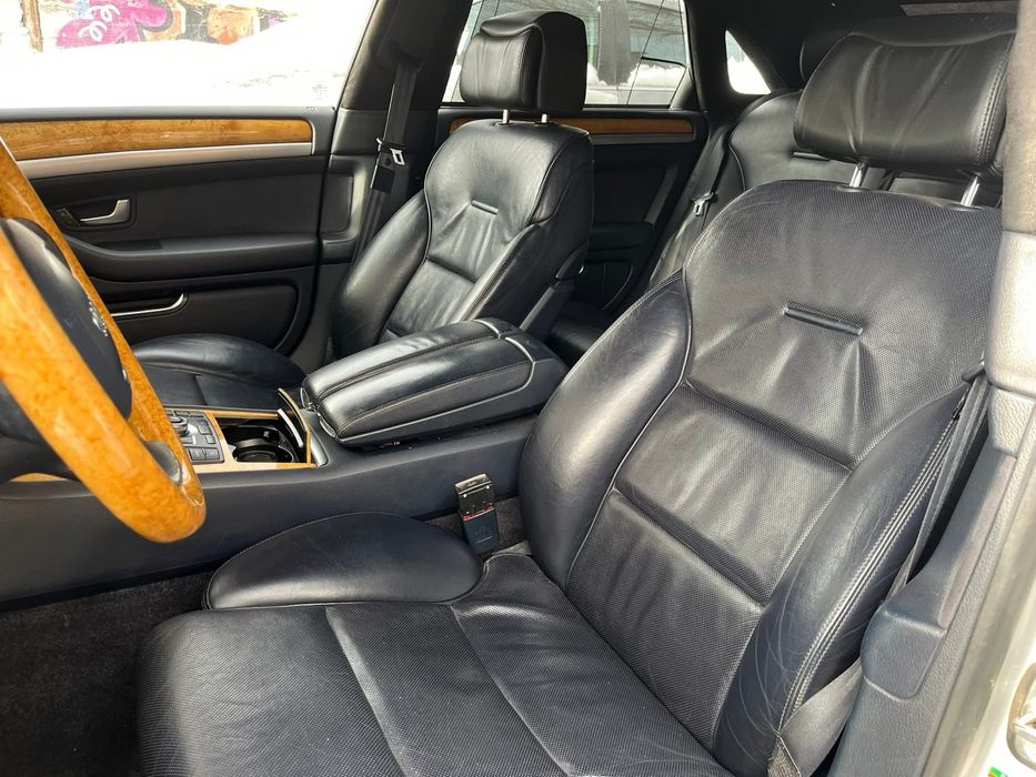 Audi A8 на части