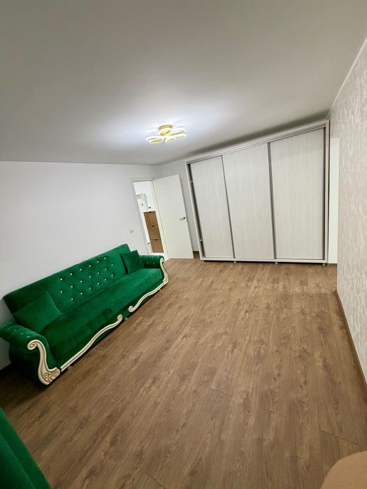 Închiriez apartament 2 camere în Bacău zona Miorița