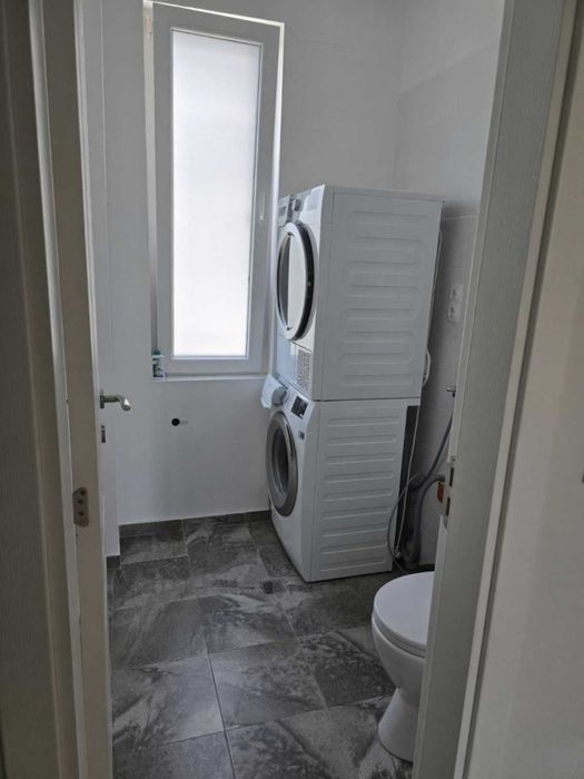 Дава се под наем Тристаен апартамент в Пловдив, Център - 130 кв.м за 714 € - Снимка #11