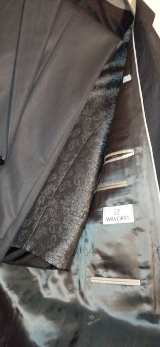 Costum Wilvorst 3 piese, barbati ,Vesta ,nou cu eticheta,masura 48