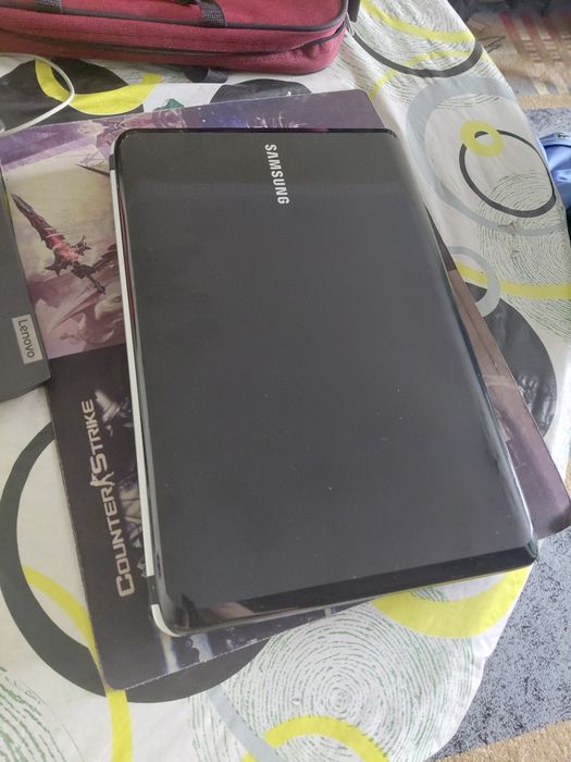 Ноутбук 2009 года windows7 , SAMSUNG. Всё работает можно проверить