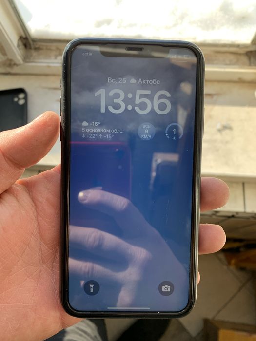 Айфон 11 64гб акум 78процент