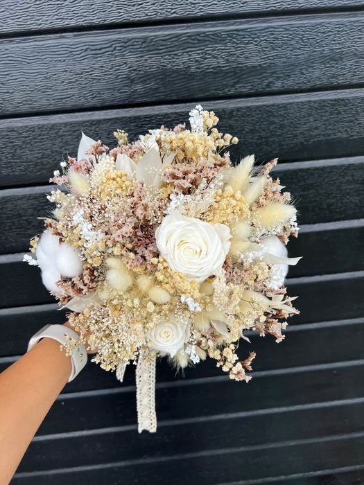 Buchet de mireasă din flori deshidratate