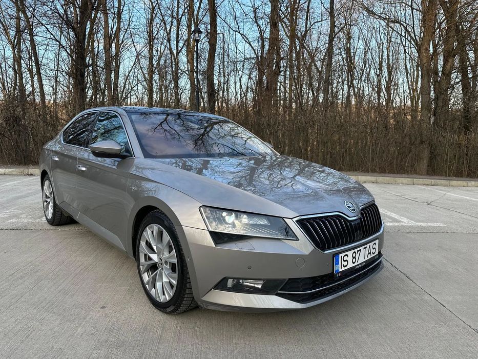 Skoda Superb Skoda Superb 2.0 TDI 4X4 DSG Laurin & Klement