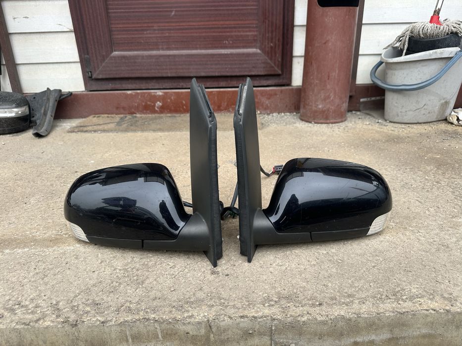 Огледало/Огледала за Фолксваген Туаран със ел прибиране!