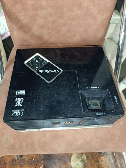 Vidioproektor acer, viewsonic