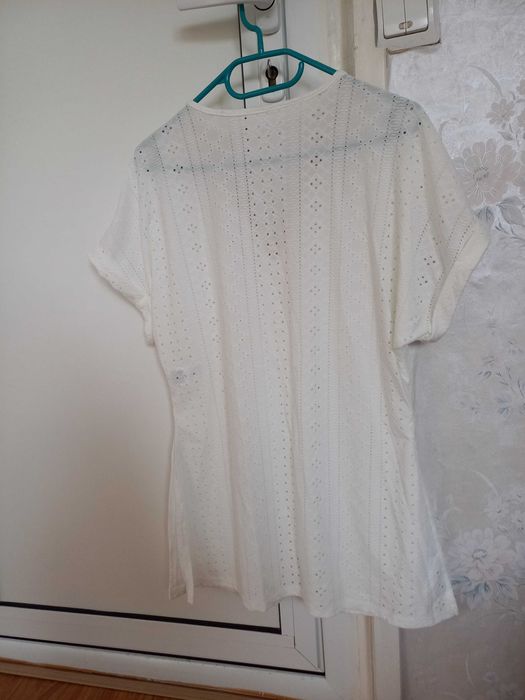 Дамски блузи с къс ракав