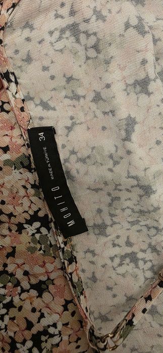 Bluza Mohito marime 34 stare foarte buna