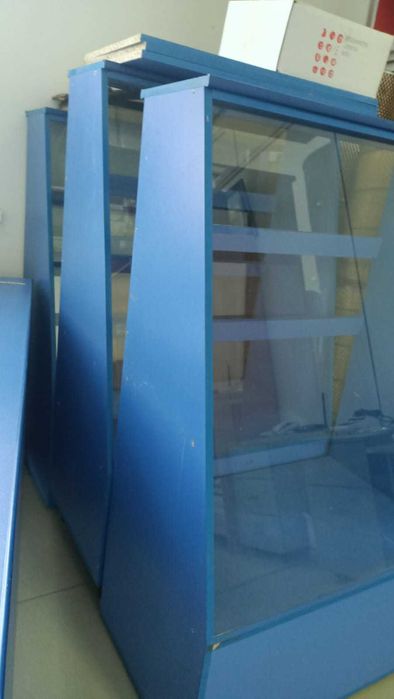 мебель для магазина  -витрины