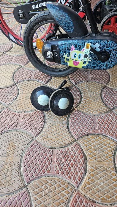 Bicicleta copii roti ajutatoare detasabile