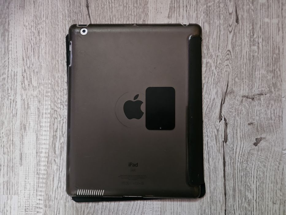iPad 2 16GB Wi-Fi (Model MC769NF A)