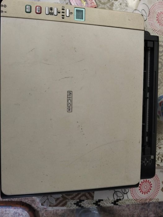 Продам принтер .