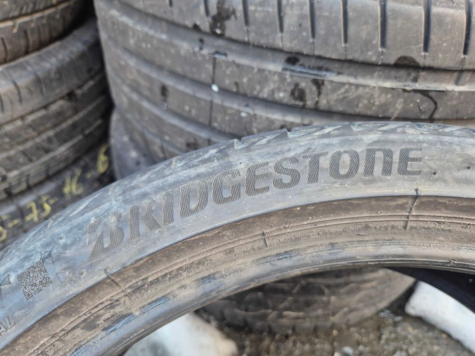 2 Anvelope de VARA - 225/40/19 - BRIDGESTONE - Stare BUNA DOT 2022