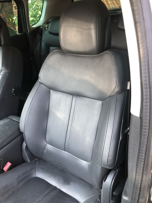 Кобен  салон седалки за peugeot 3008 пежо 3008