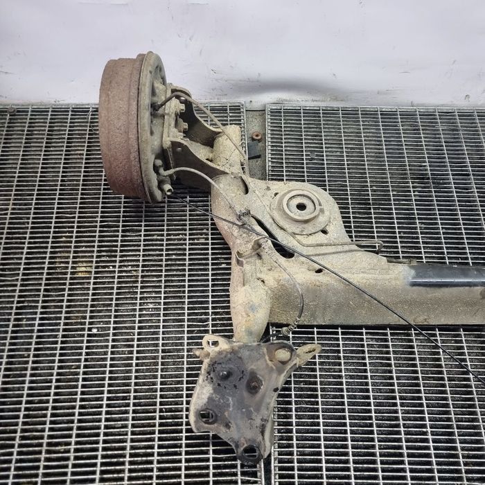 Punte spate Dacia Duster Facelift 1.5 Dci 2014 - 2017 SUV 4 Usi (1438) 4x2