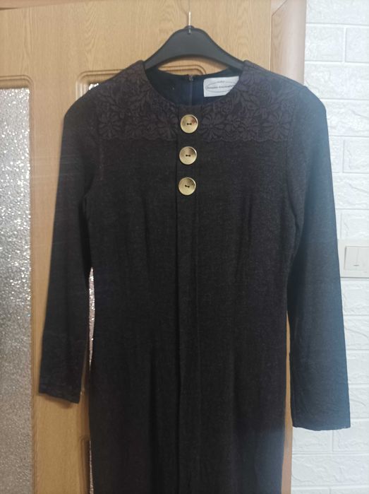 оригинални маркови рокли Alaia, Valentino и други