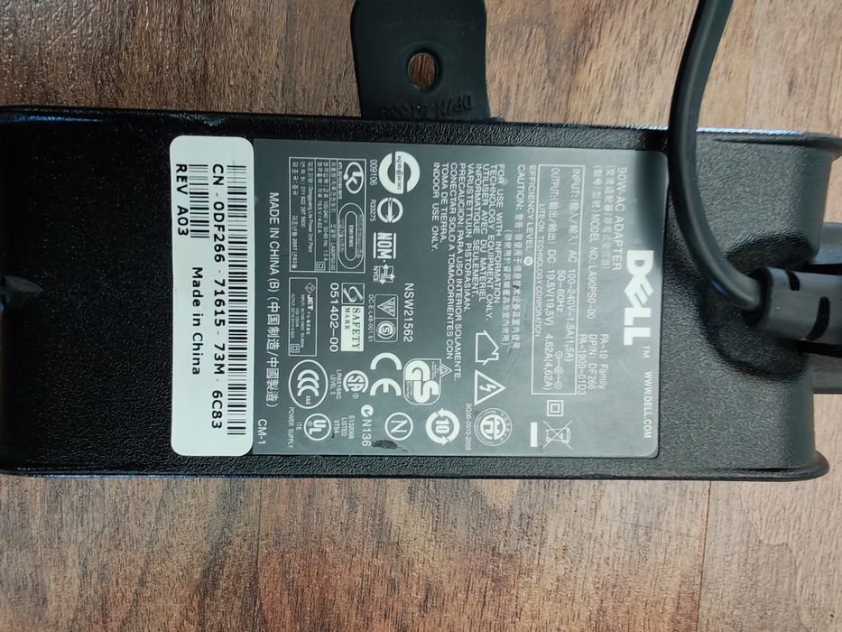 Vand incarcator Dell LA90PS0-00