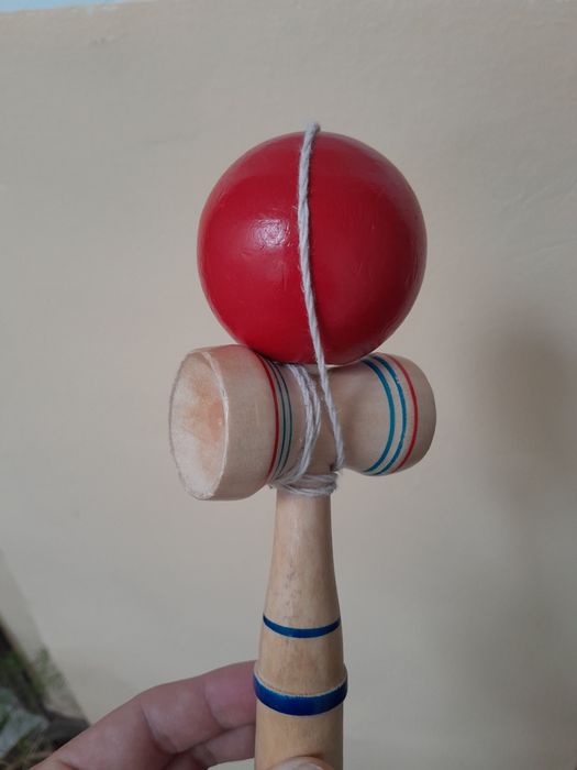 Kendama din lemn