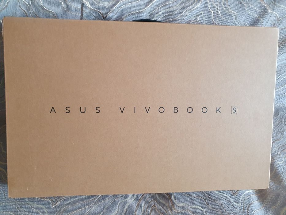 Продаю ноутбук Asus Vivobook s16