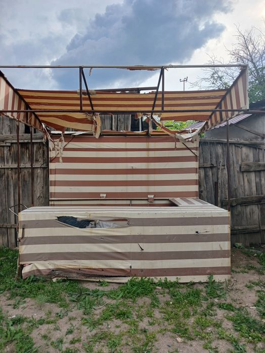 Железная прилавка