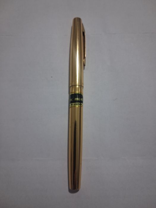 Stilou vintage auriu made Japonia