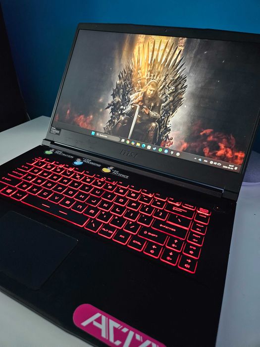 Laptop MSI Bravo 15