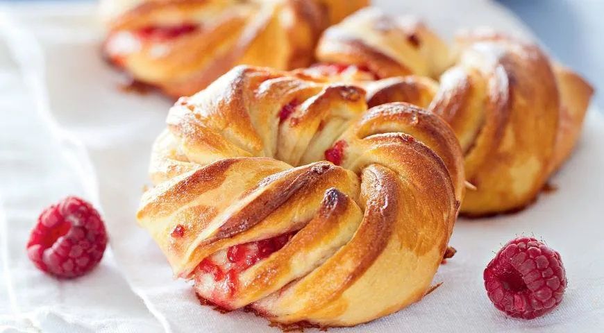 Домашние сдобные булочки.