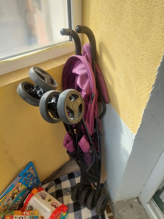 Carut tip umbrela,stare foarte buna