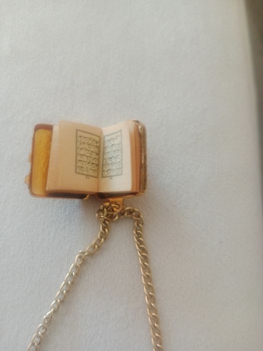 Продам цепочку внутри мини книга