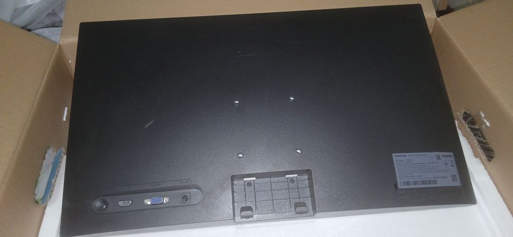 Монитор Самсунг 24"