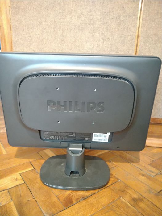 Монитор 19 инча Philips