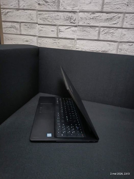 Lenovo G505s Black Edition | Procesor AMD A8 2,80 Ghz  ( Quad core ) | Memorie RAM: 8 GB | Stocare Masivă: 1 TB | Ecran: 15.6 inch | Placă Video Duală