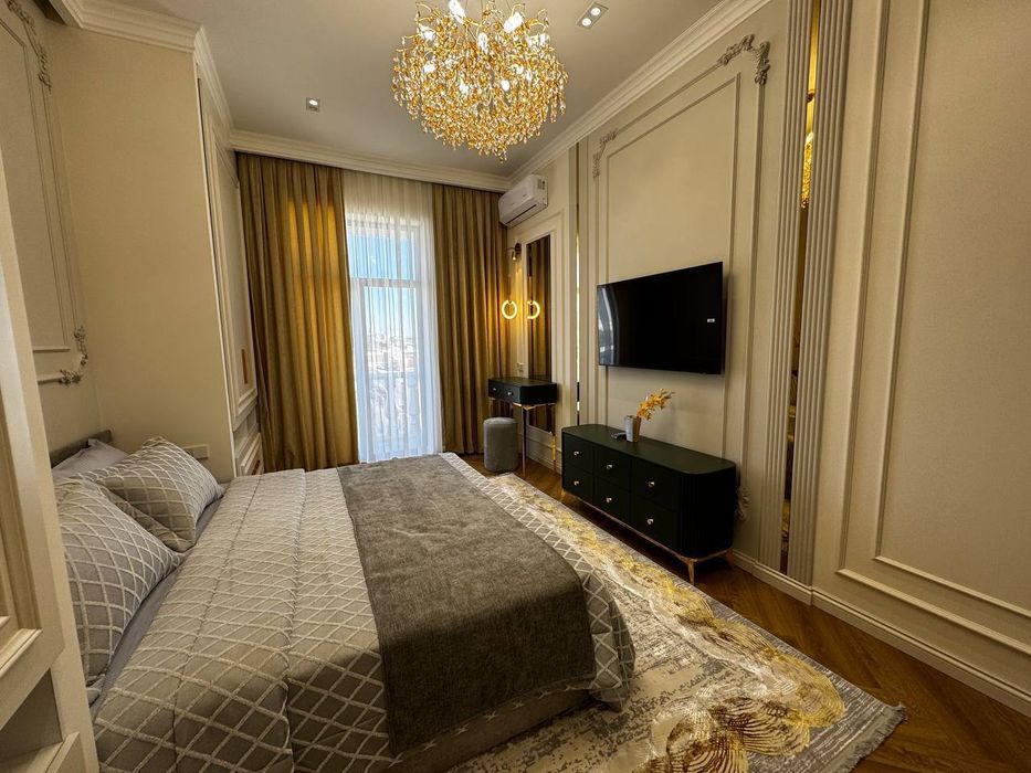 Срочна JK "BAROCCO" 3/9/10