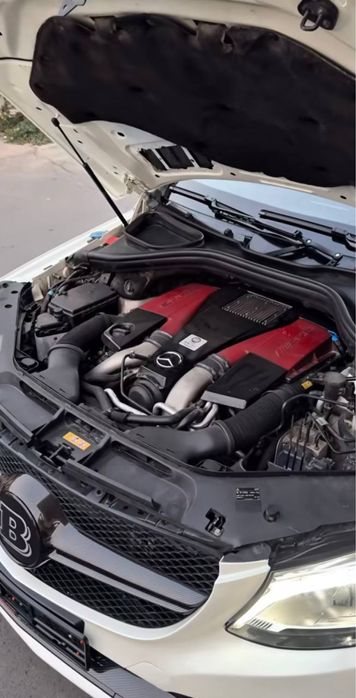 Mersedes Benz Ml Amg 63 v8