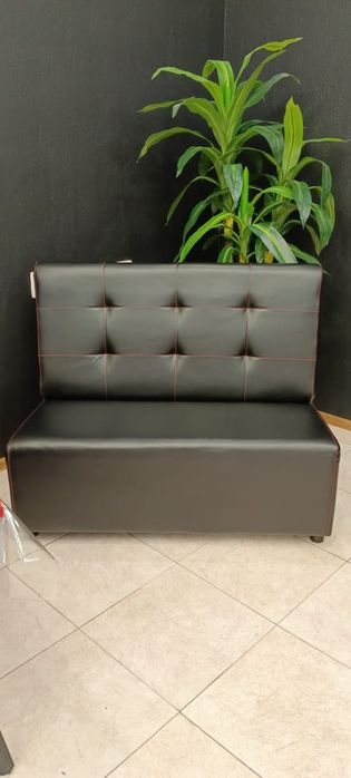 Диваны для кафе.офиса