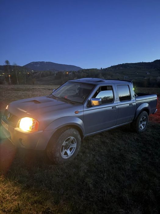 Nissan Navara D22