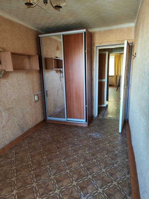 Продается трёхкомнатная квартира