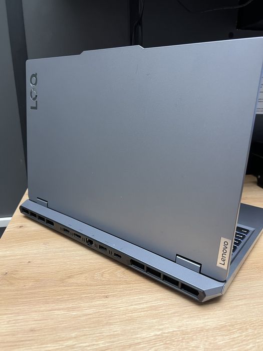 Laptop Gaming Lenovo Intel i5-13450HX, 16GB RAM, SSD 1TB, RTX4060 8GB