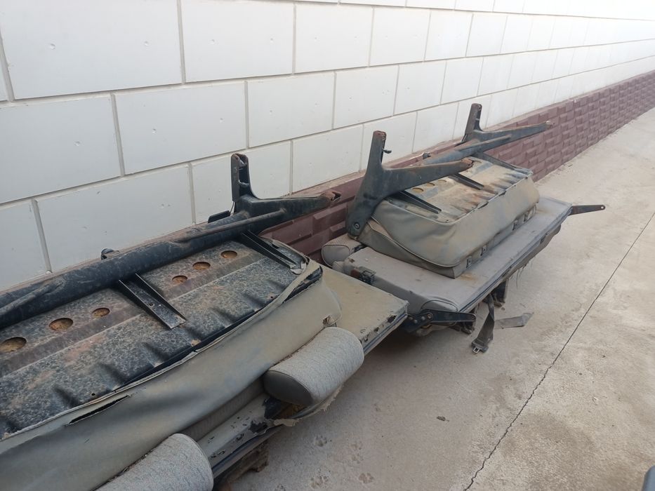 Продаю комплект сидений на Т4