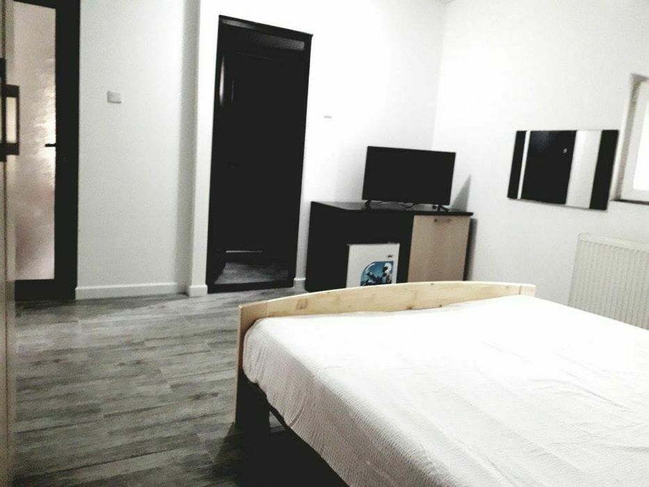 Revelion Evenimente Majorate Onomastici Cazare Mamaia piscina vila pen