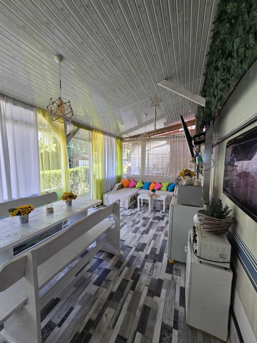 Стационарна каравана на къмпинг