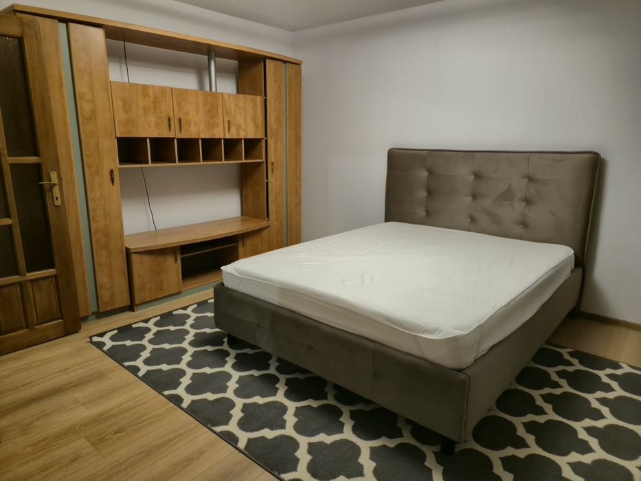 Inchiriez apartament